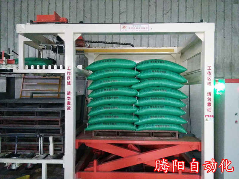 自動碼垛機完全可以滿足兩條生產線的碼垛需求