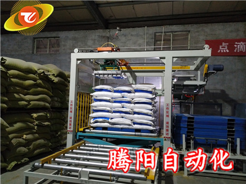 高位碼垛機械設(shè)備大幅度提高工人工作效率和質(zhì)量